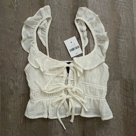 Forever 21 Tops - Tiered Ruffle Trim Tank Top